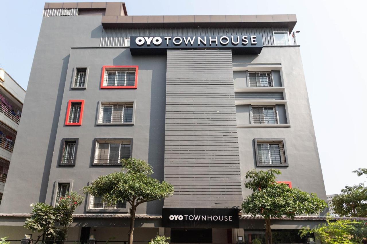 Oyo Townhouse 209 Habitat New Town Hotel Kolkata Exterior photo